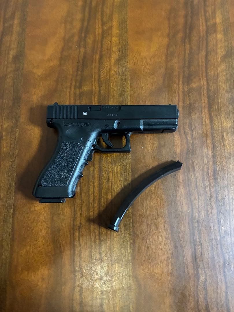 美品　東京マルイ　カスタム品　グロックG18C Glock 強化カーボンピニオン