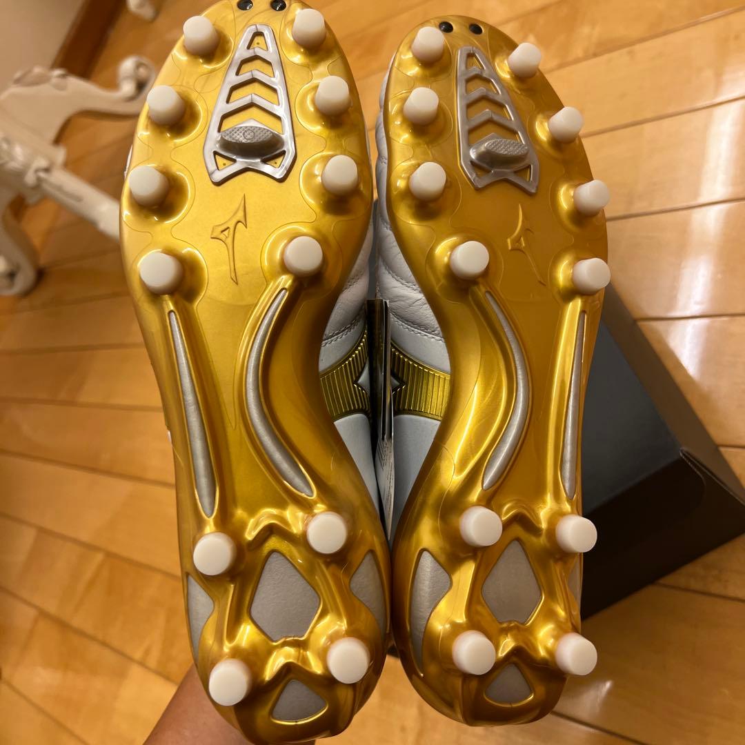 Mizuno Morelia NEO2 ホワイト/ゴールド スパイク