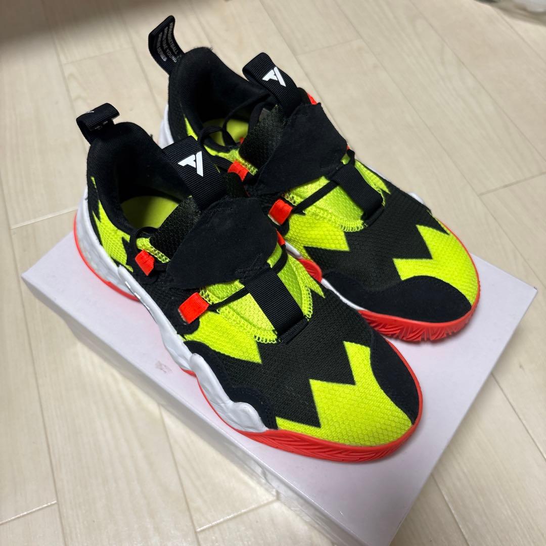シューズ(男性用) adidas Trae Young 1
