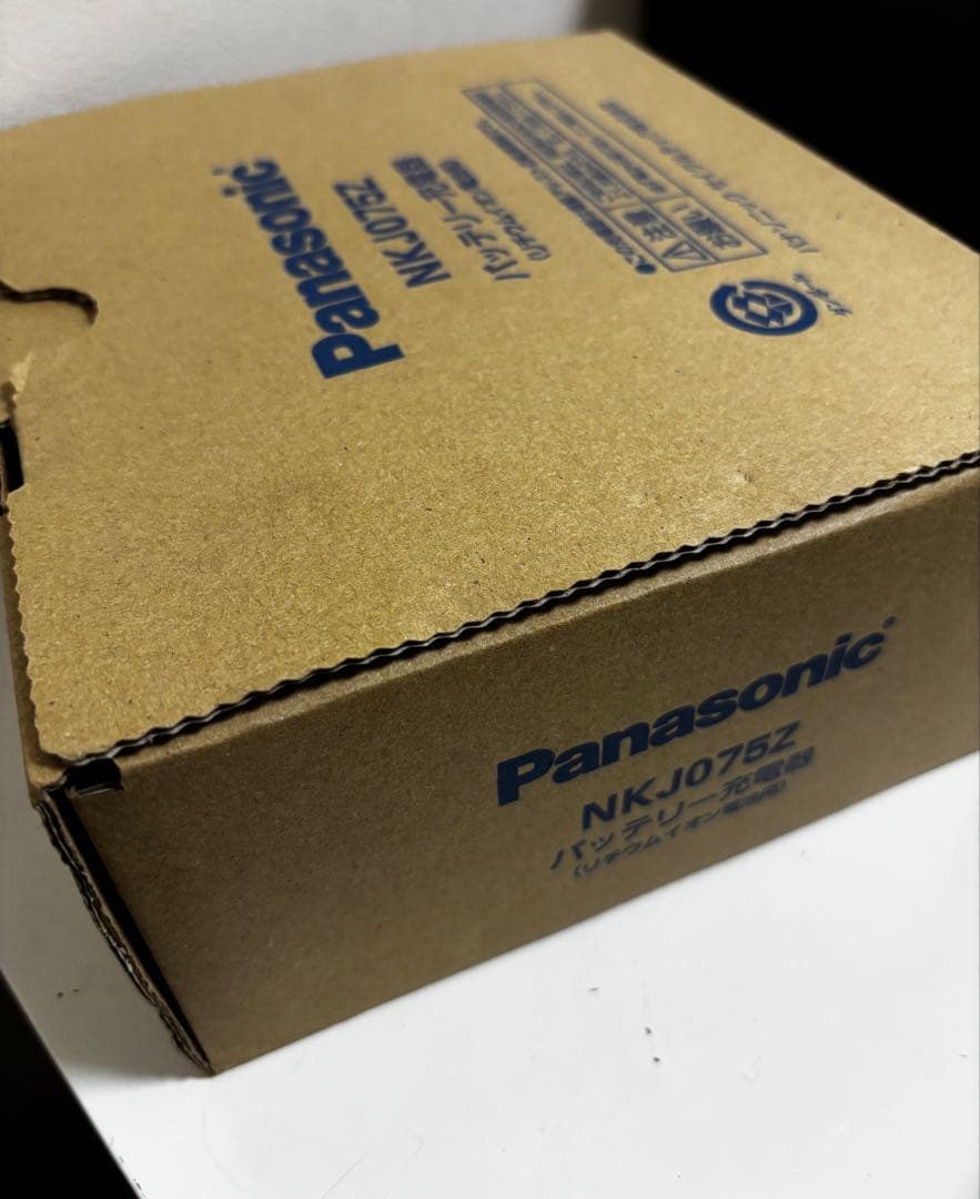 新品　パナソニック KNJ075Z バッテリー充電器 電動自転車