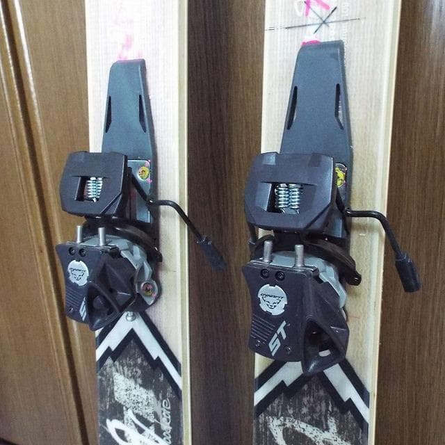 超美品_Volkl_Amaruq_163cm_TLT_インビス化_新品シール付