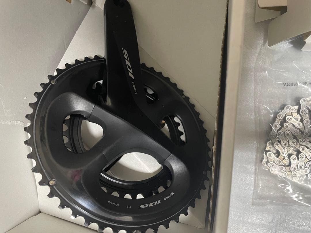 【新品】R7000 105 グループセット　stiのみ使用歴あり