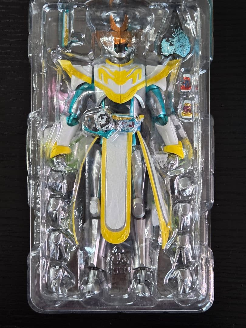 S.H.Figuarts 仮面ライダーエビル ライブ セット