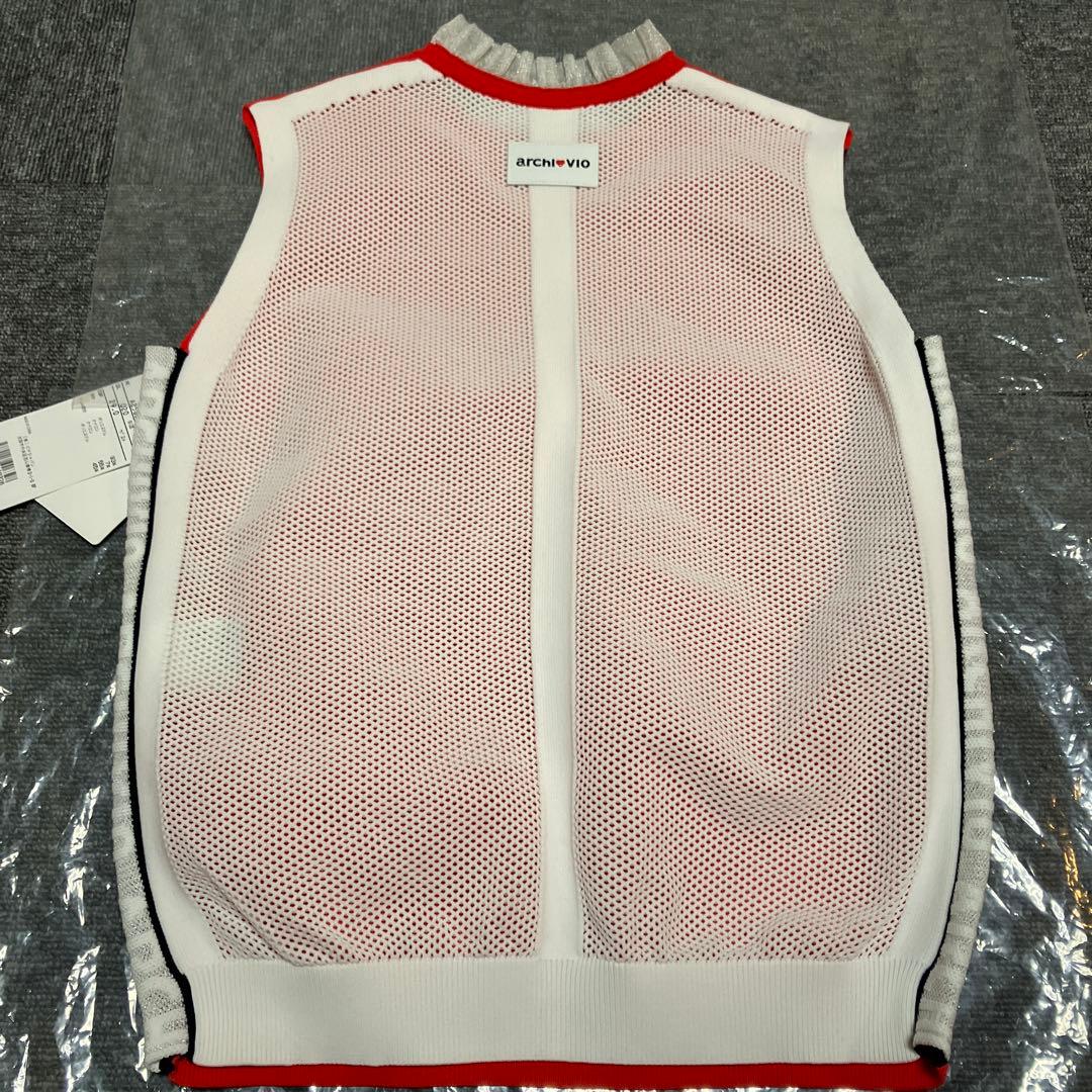 新品未使用　31900円の品　archivio 赤 フリル付きニットベスト