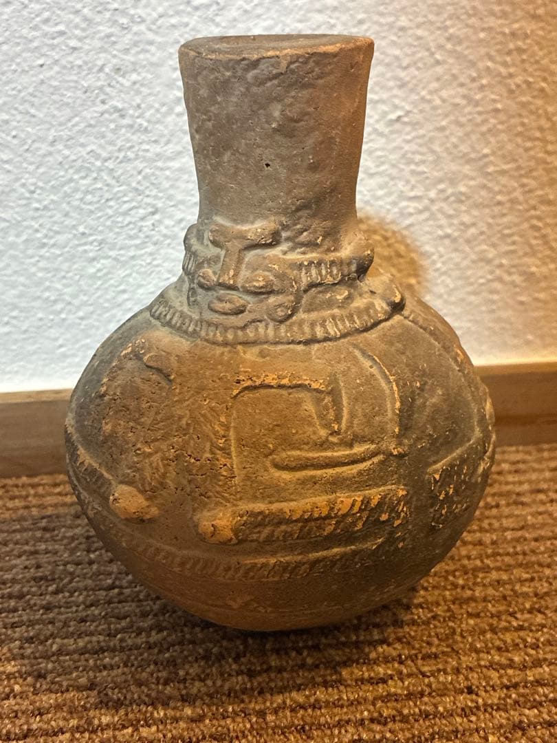 縄文土器　土偶紋様　十腰内遺跡　土器　土偶　骨董　アンティーク　発掘品　出土品