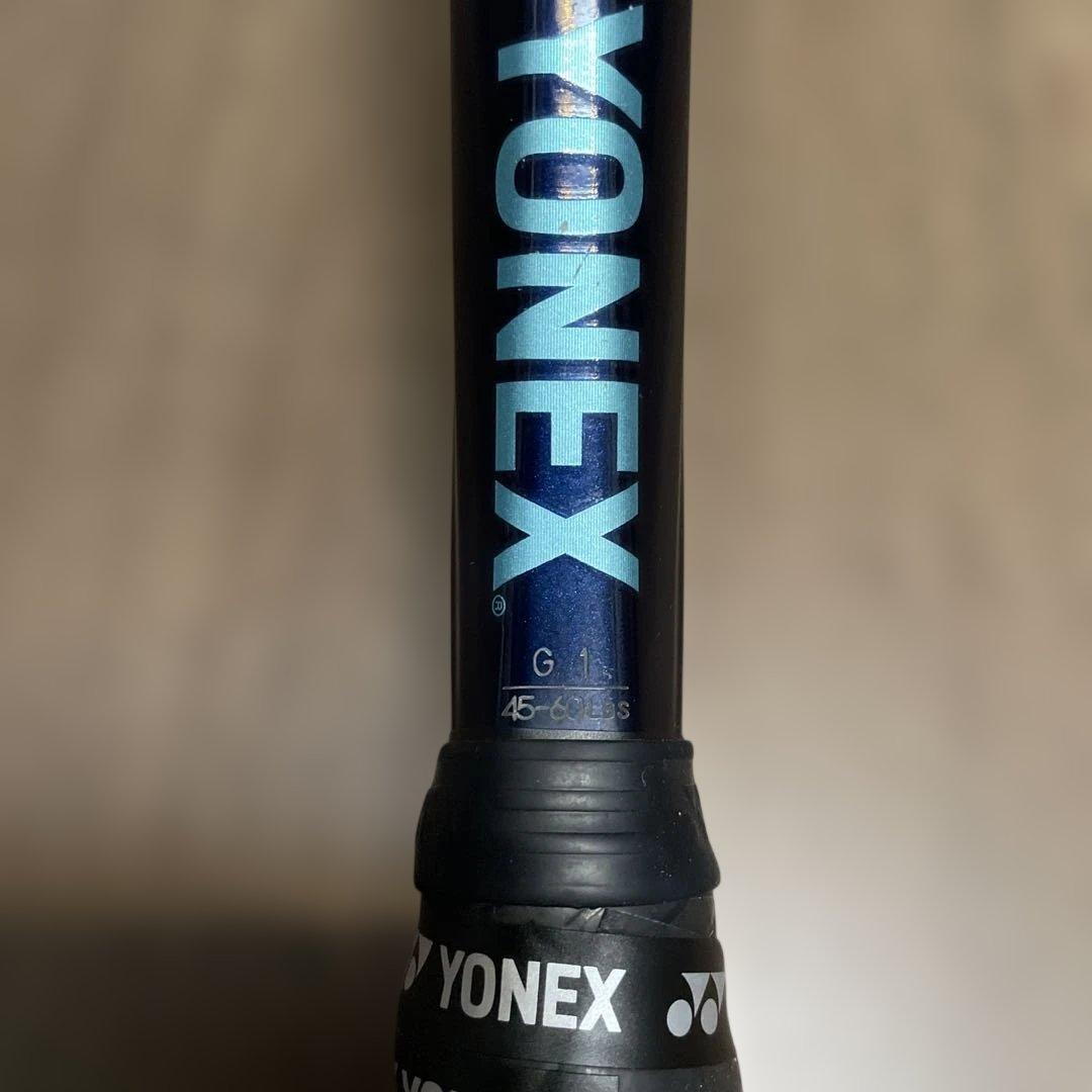 YONEX　EZONE100　2022モデル　G1、グリップテープおまけ
