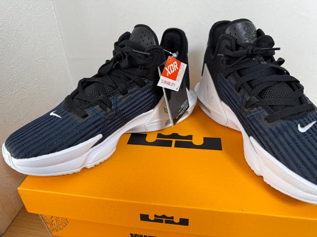 NIKE LEBRON WITNESS 6 レブロン ウィットネス 26.5cm
