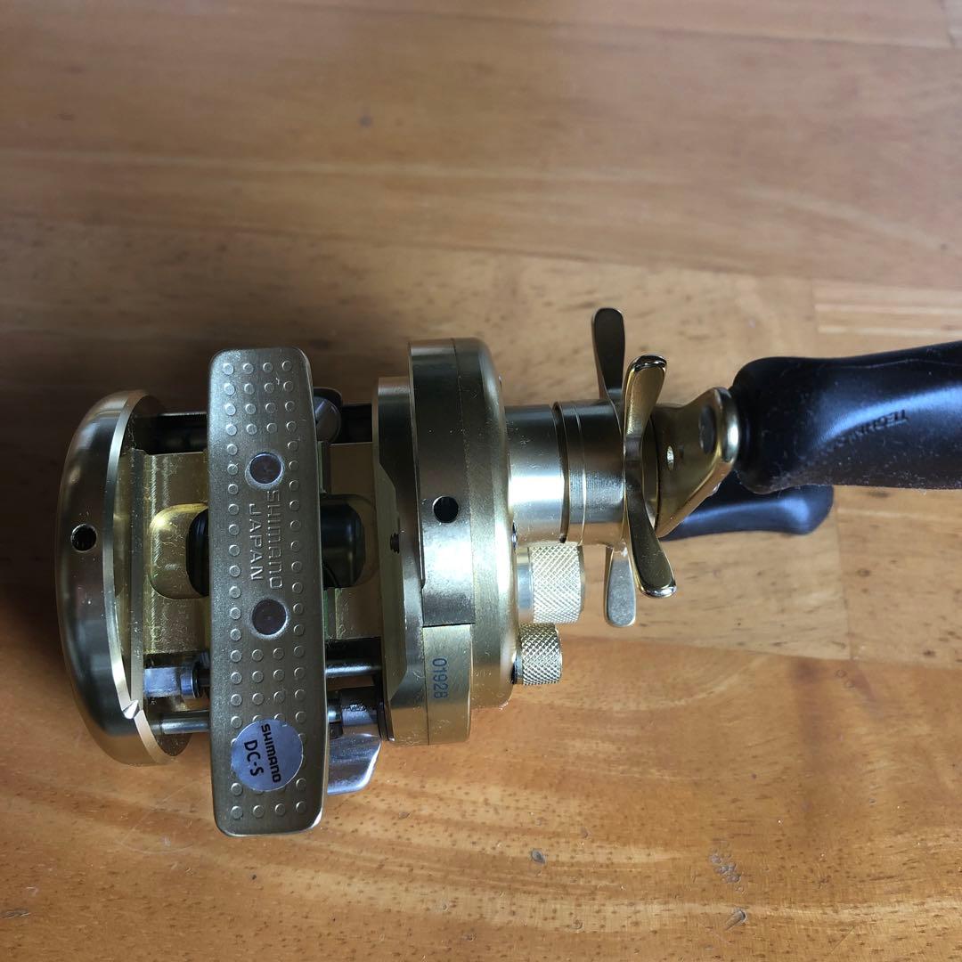 リール Shimano Calcutta Conquest Shallow 51