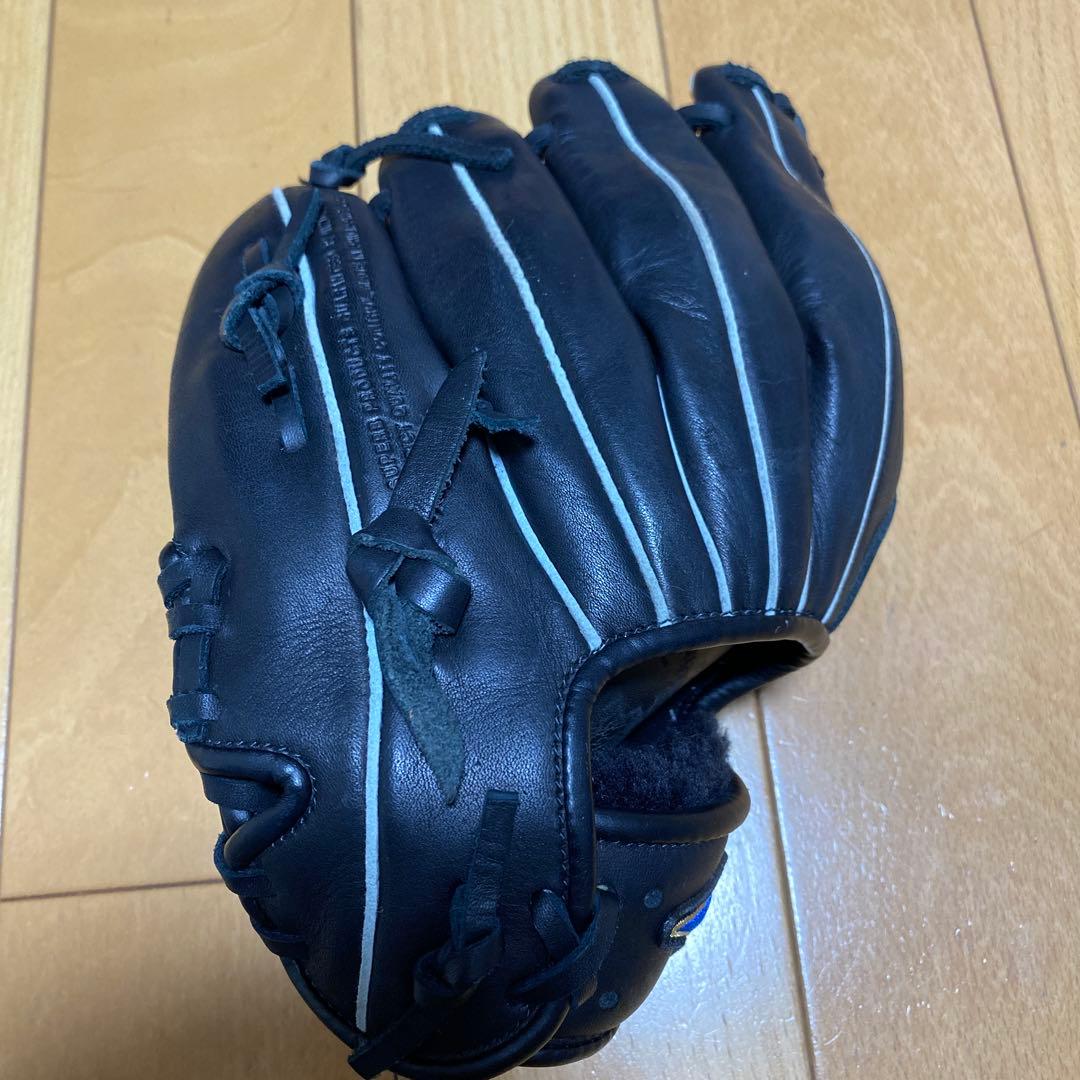 Mizuno 軟式グローブ 黒 白ストライプ