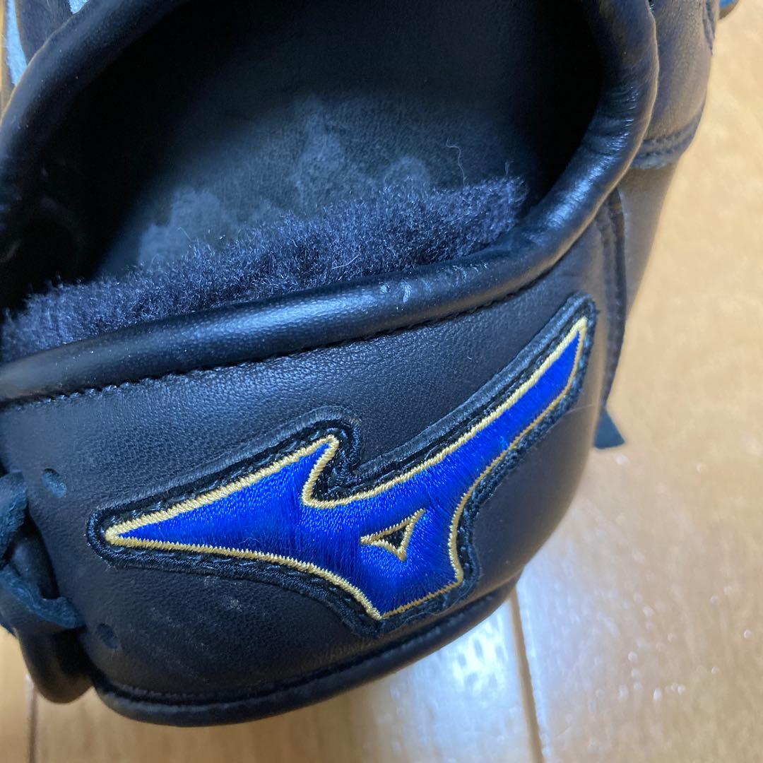Mizuno 軟式グローブ 黒 白ストライプ