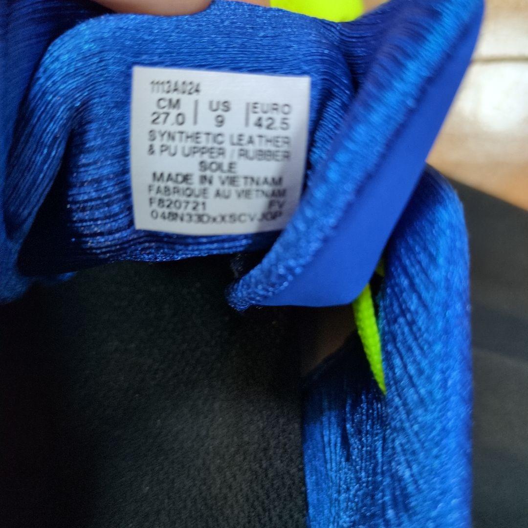 蛍光イエロー asicsフットサルシューズ（美品）