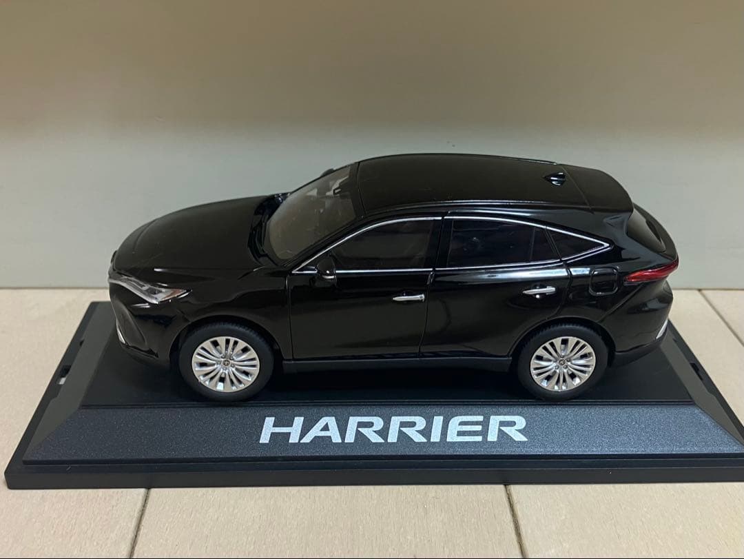 HARRIER ハリアー80系　ブラック　模型　非売品　3点セット