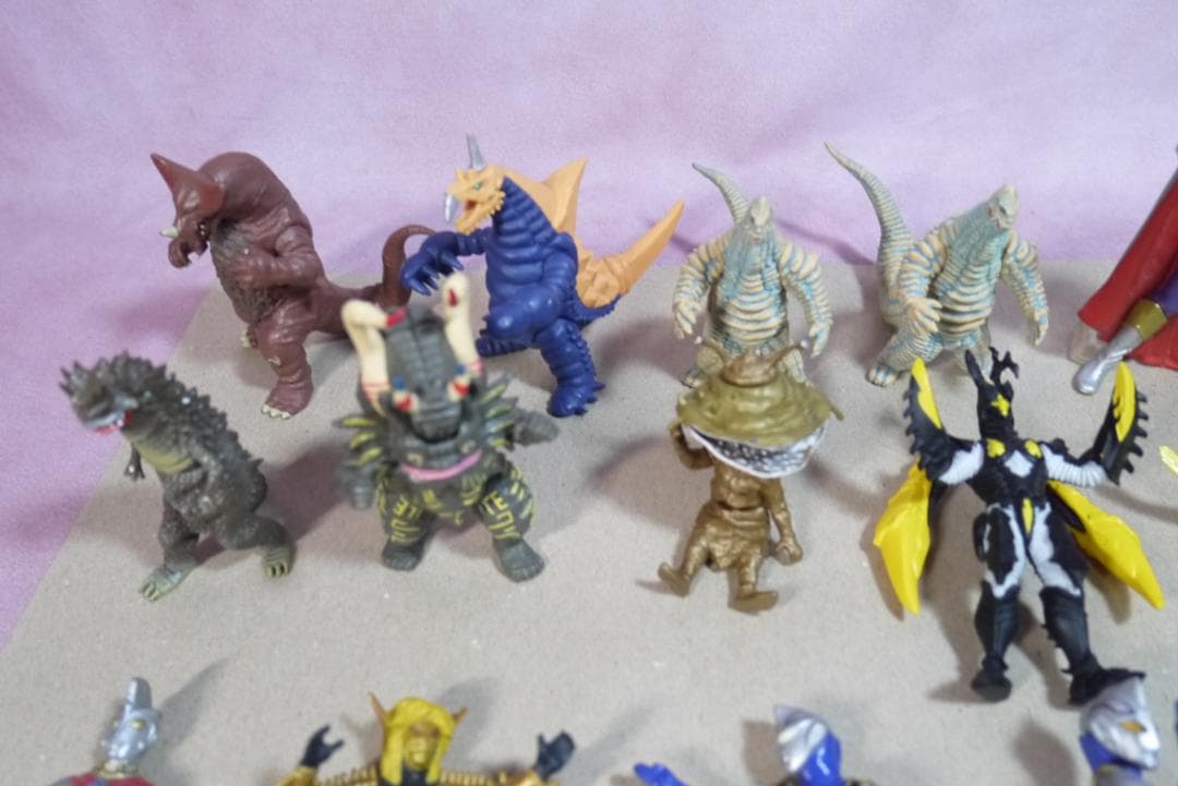 HG HDM など　ウルトラマン　ウルトラ怪獣　33体