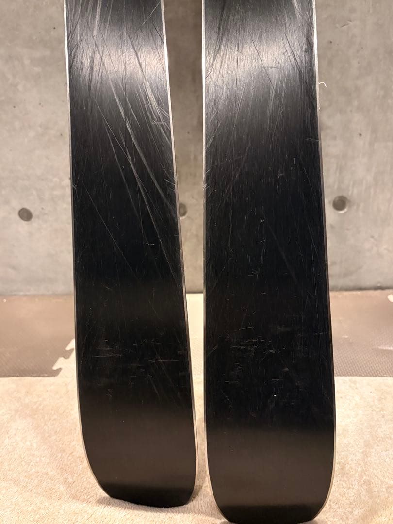 ZUMA MONO ADVANCE スキー板