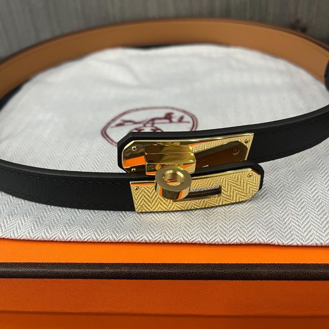 エルメス レディース ベルト 黒 　ゴールド金具
