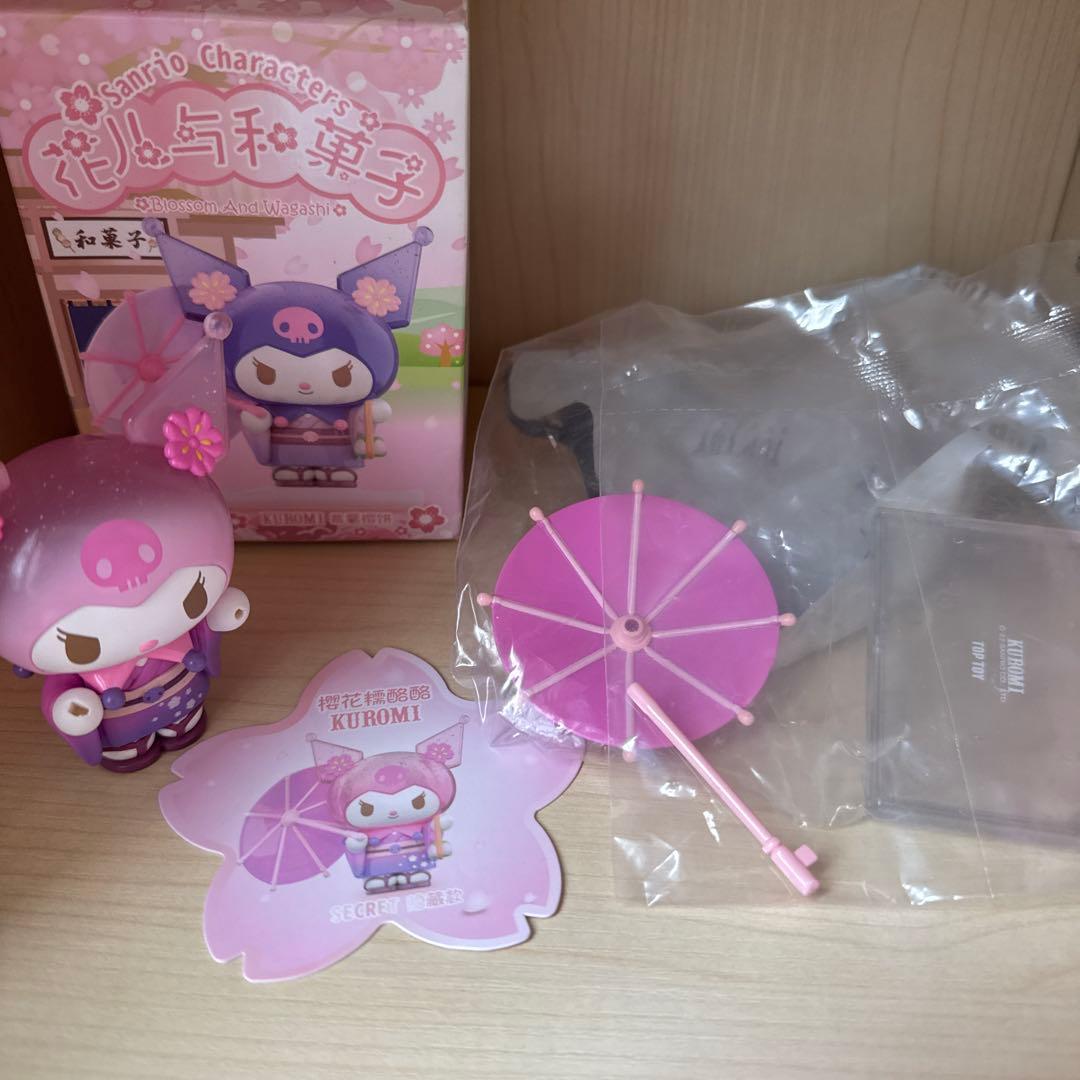 TOPTOY サンリオキャラクターズ　花と和菓子　シークレット　クロミ　稀少品