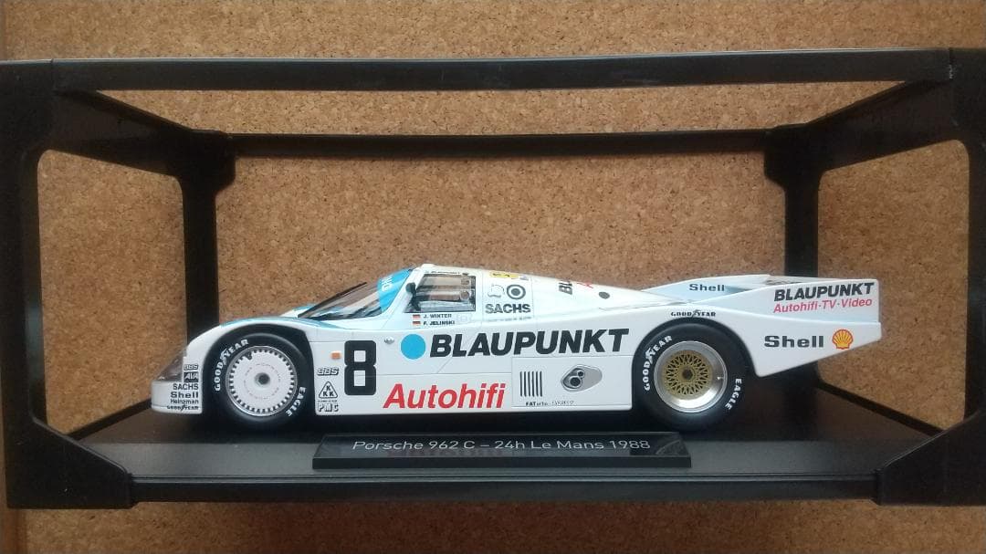 yusuki　　NOREV 1/18 ポルシェ 962C　#8