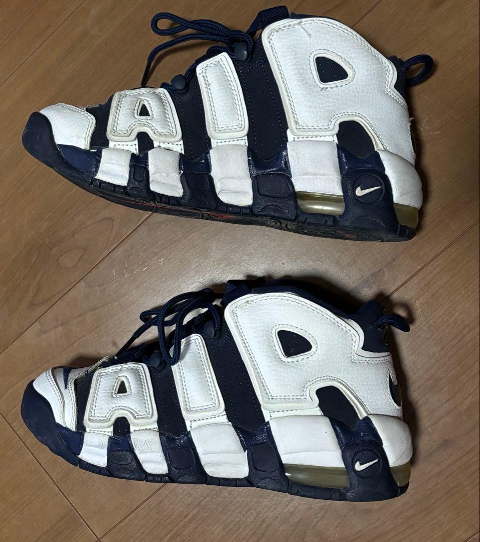 Nike モアテン （23.5cm ）