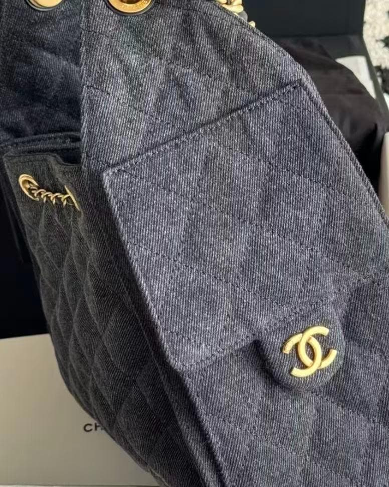 Chanel キルティングバッグノベルティ~~~