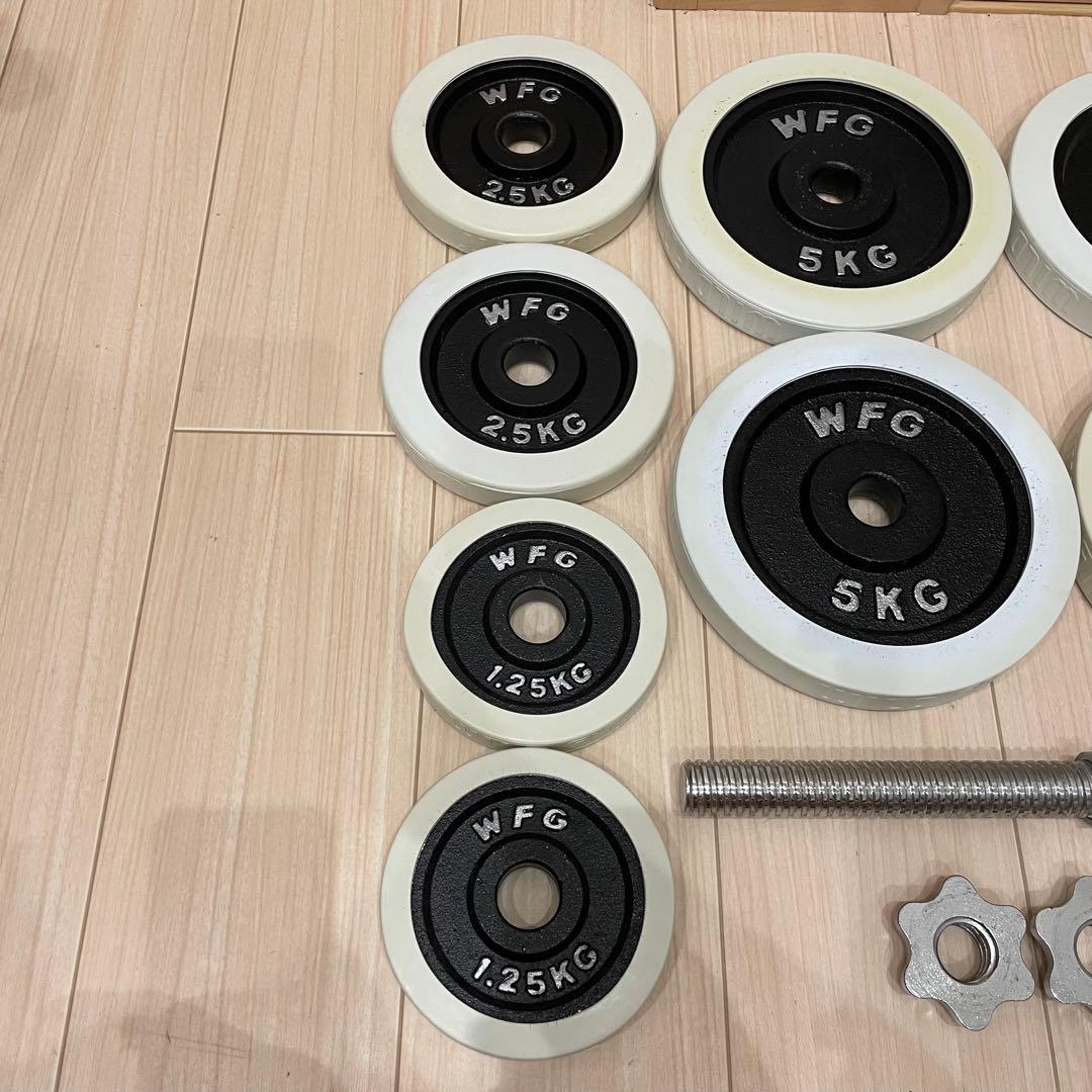 ① 送料無料 WILD FIT ダンベル 30kg ホワイト 可変式