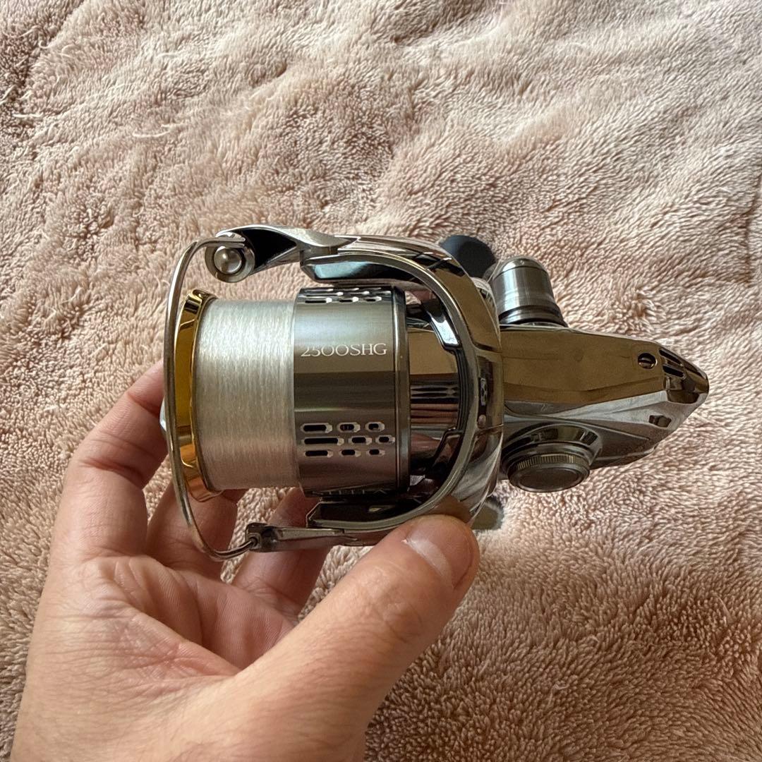 ステラ 2500SHG リール
