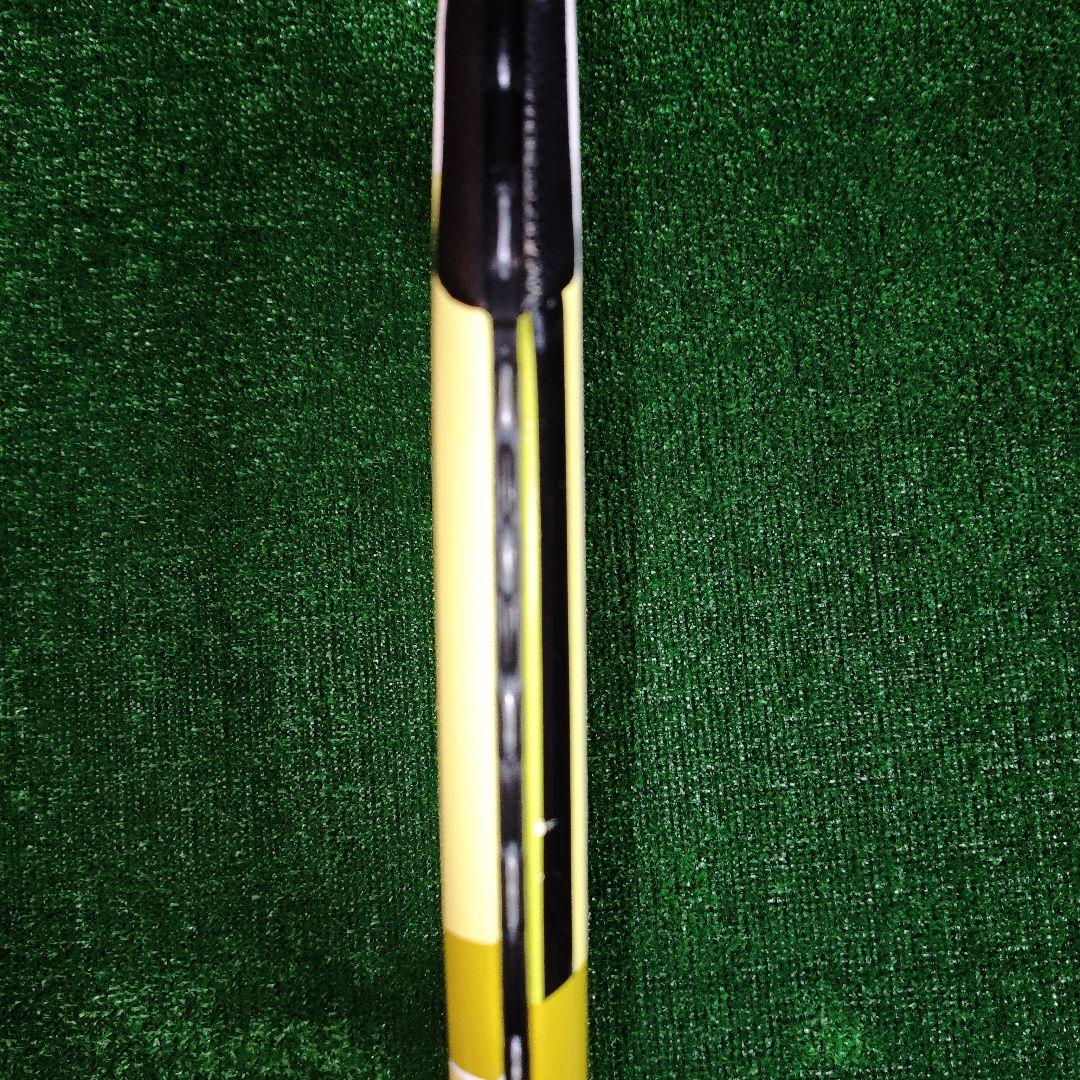 WILSON W4 SAVAGE LIME グリップ2