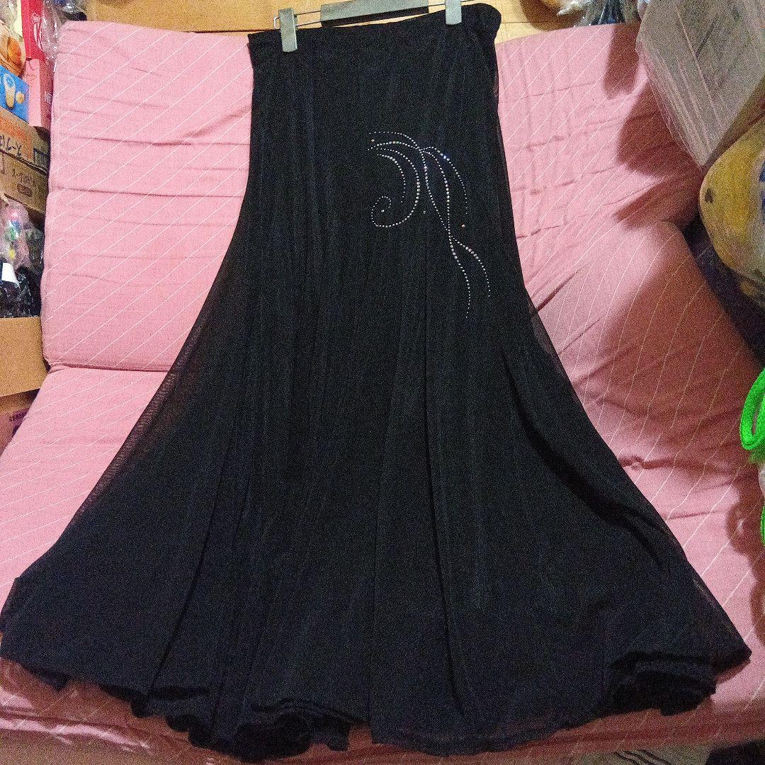 黒いダンススカート ビーズ刺繍