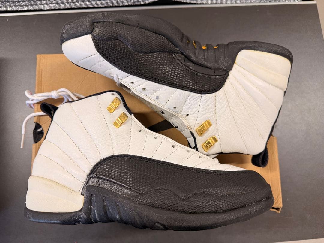 NIKE AIR JORDAN XII 9.5 ホワイト/ブラック-タクシー