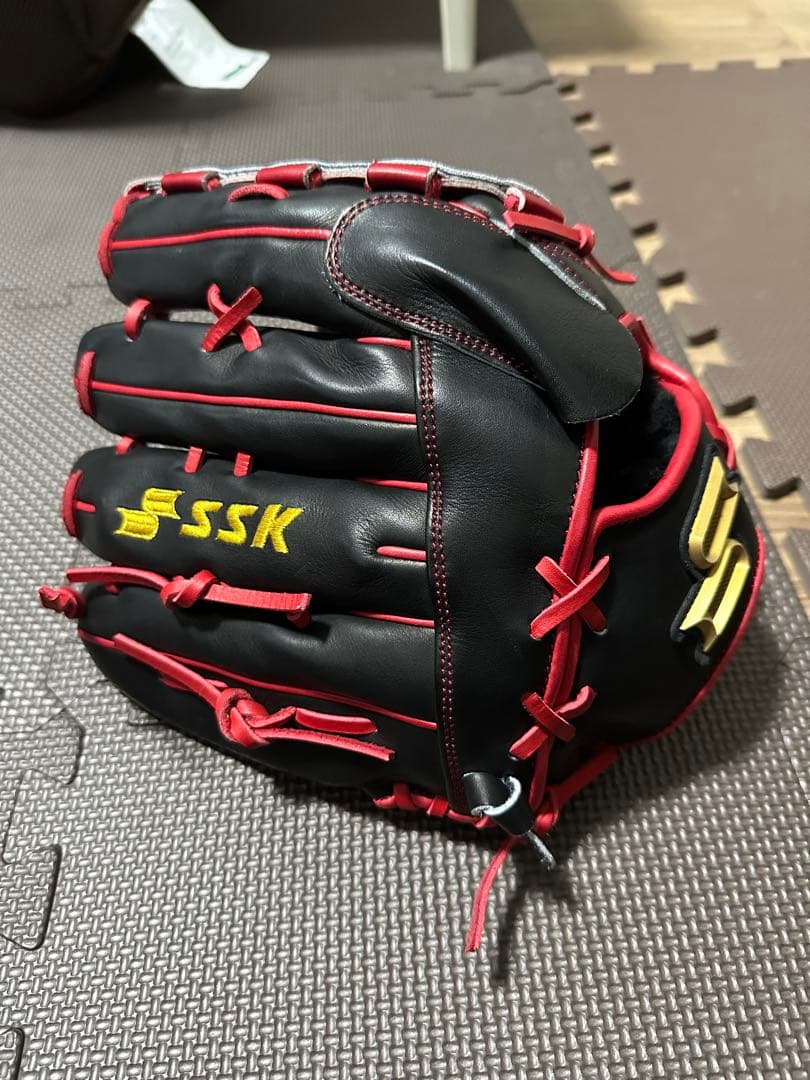 下げません！ssk 軟式投手用 オーダーグローブ
