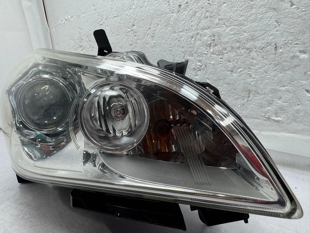 フーガ　Y51　ヘッドライト　左右　セット　キセノン　HID　100-23035