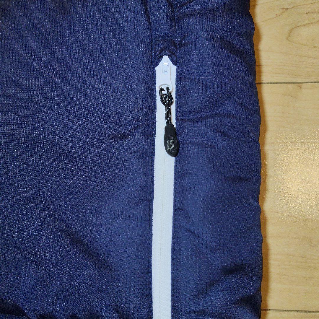 ドラゴンです。　　130〜140cm 美品【ルースイソンブラ】中綿ハーフベ