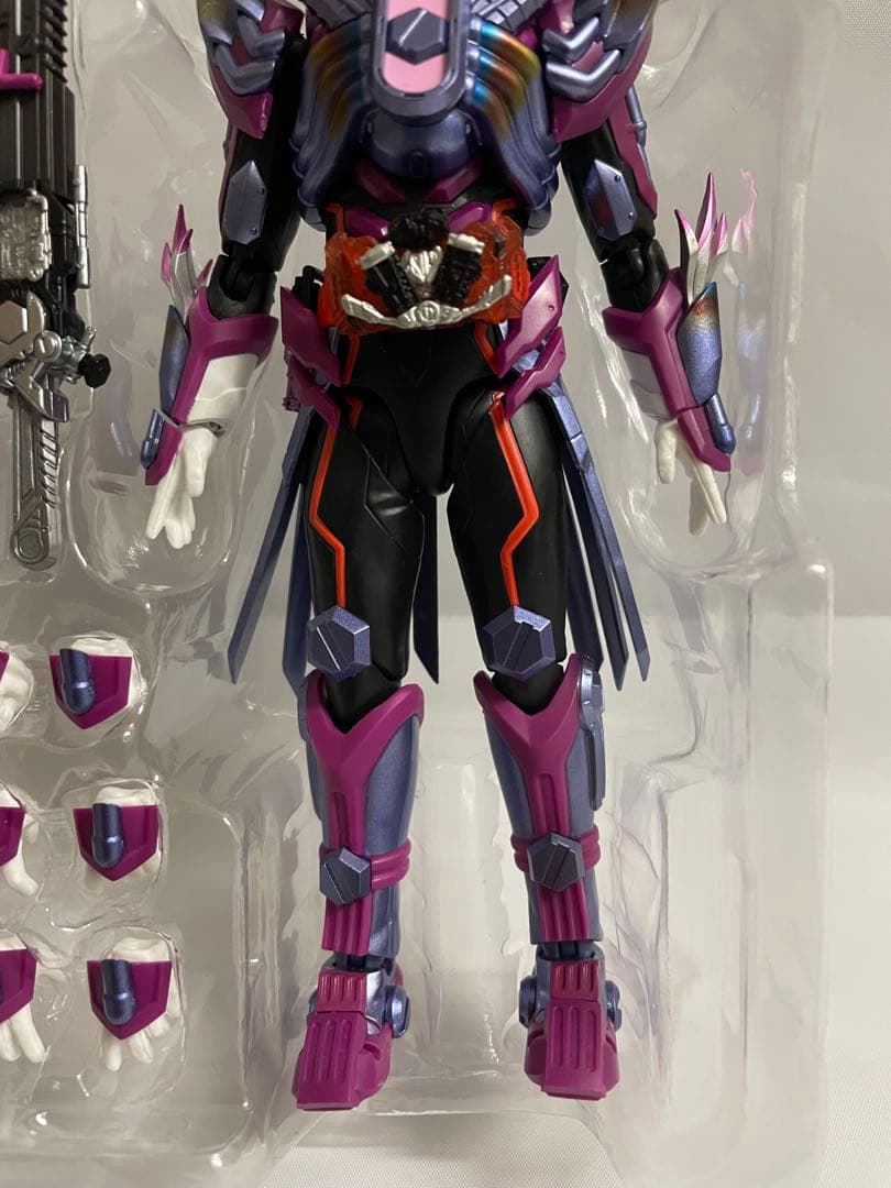 SHFiguarts 仮面ライダー ヴァルバラド