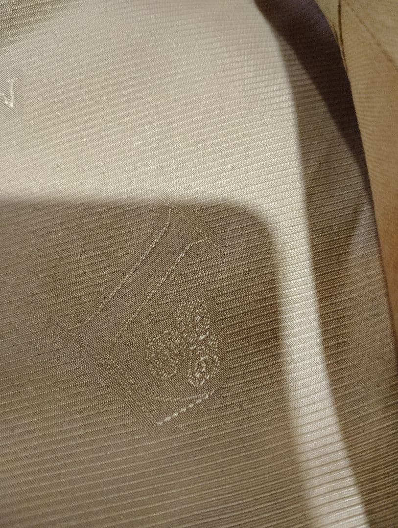 高級ウール100%　LANVIN ダブルジャケット　銀ボタンエンブレム付　送料込