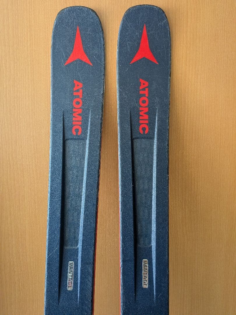 スキー ATOMIC VANTAGE 90TI 169cm R17.6m