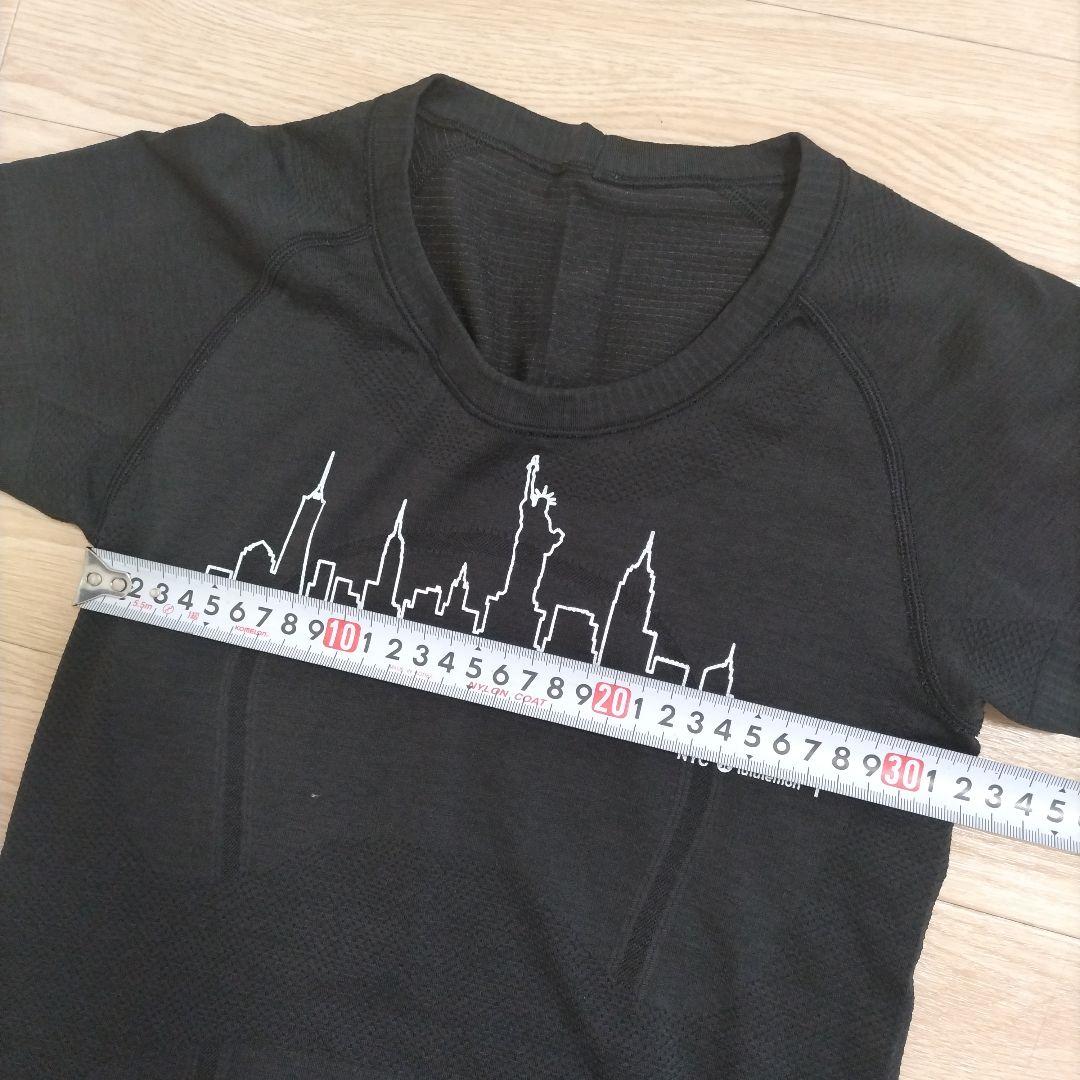 lulu lemon　Swiftly Tech size2　NYC限定　美品