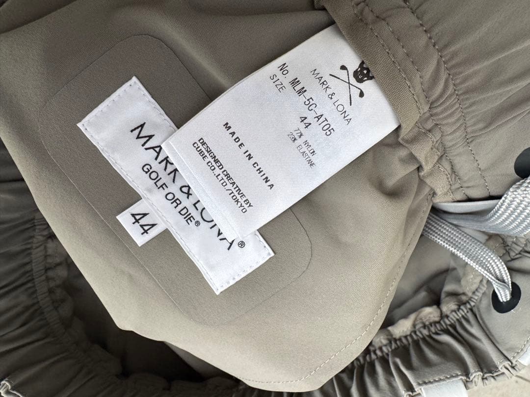 【新品】未使用　MARK & LONA メンズゴルフパンツ 44(S)