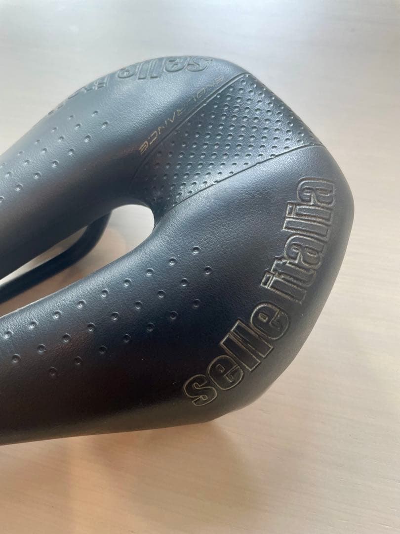 Selle Italia サドル　NOVUS Super Flow