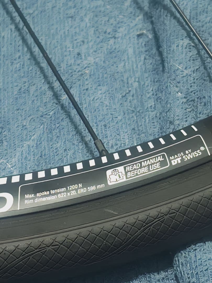 【直接渡しのみ限定】DT SWISS R470ホイールタイヤセット