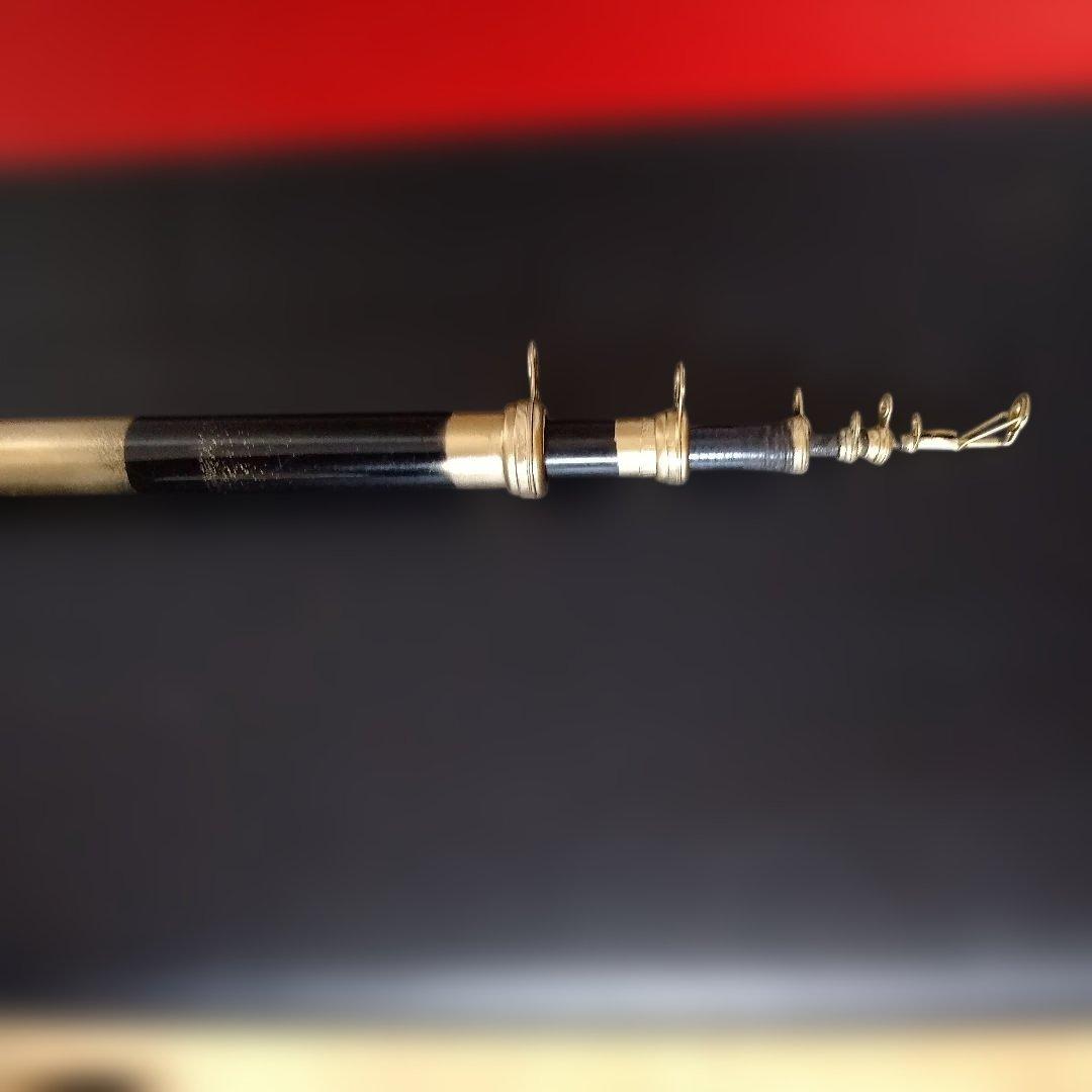 赤と黒 磯竿　376cm