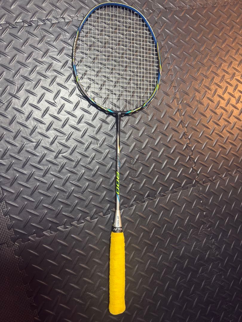 ナノレイ800　YONEX NANORAY 800 バドミントンラケット