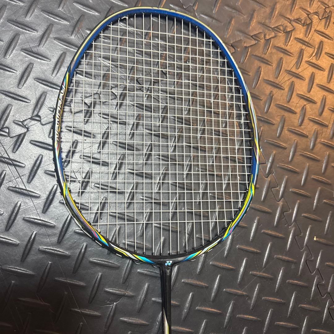 ナノレイ800　YONEX NANORAY 800 バドミントンラケット