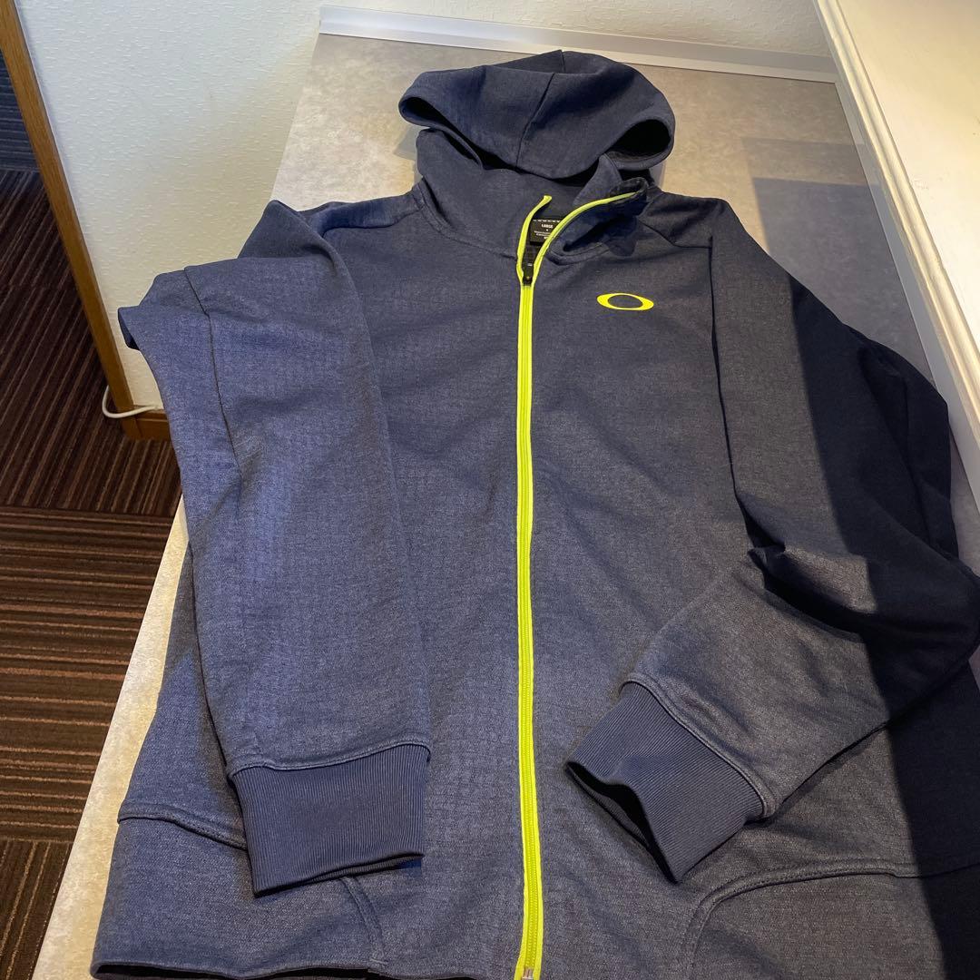 Oakley フード付きジャケット 上下