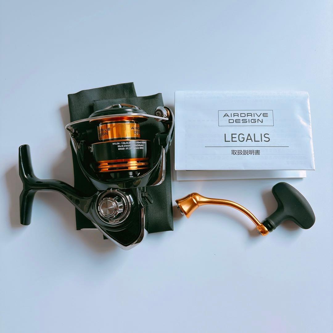 【美品】ダイワ　DAIWA　スピニングリール　23レガリス　LT2500D