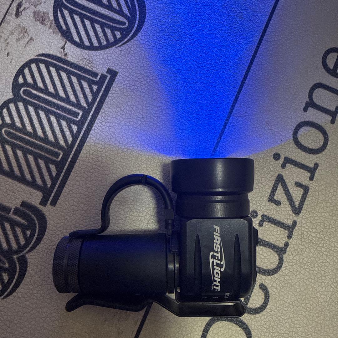 FIRST-LIGHT Tomahawk MC フラッシュライト　警察