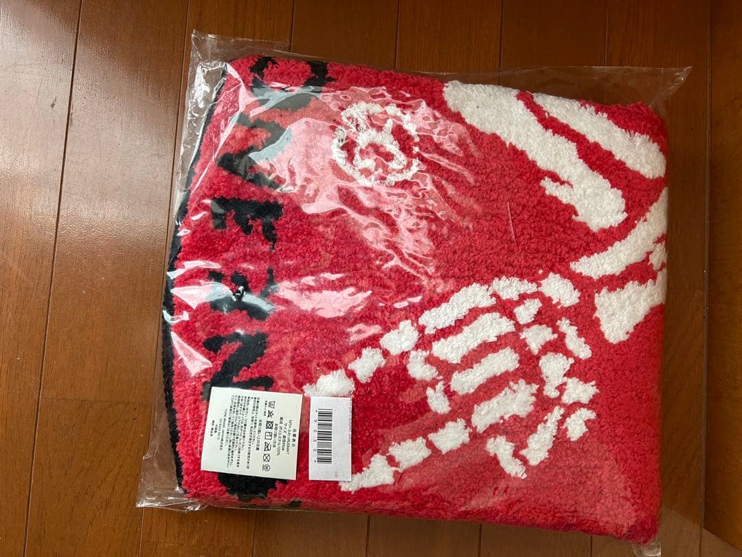 【新品未使用】マキシマムザホルモン　ラグマット　赤