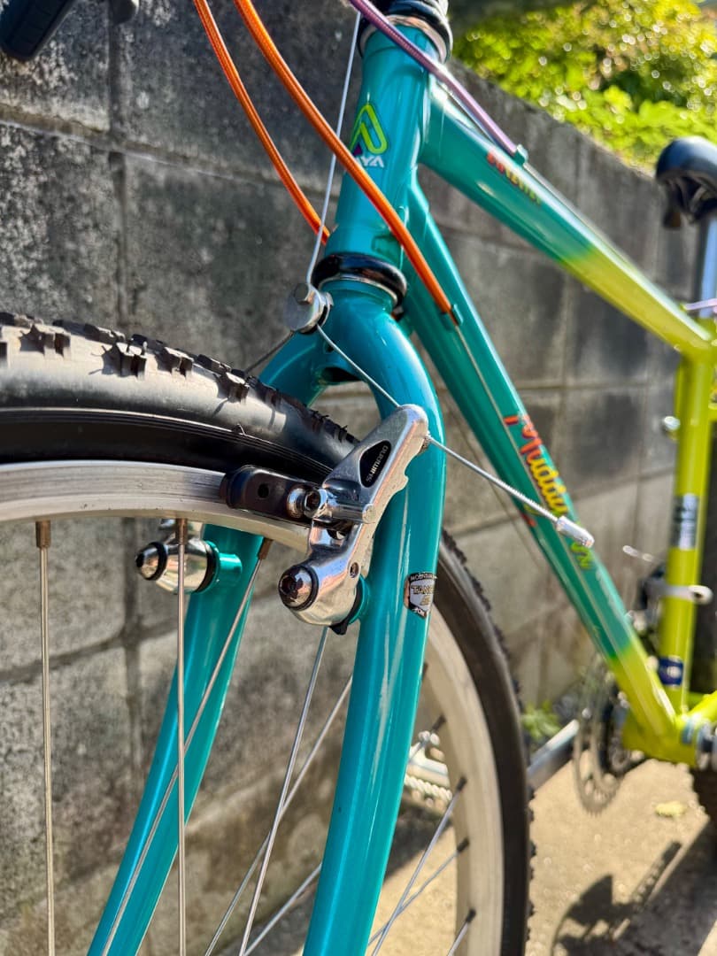 人気モデル ARAYA Muddy Fox 完成車 レストアベース