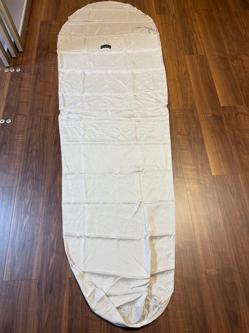 【美品】モンベルトラベルシーツ　シルク100% mont-bell