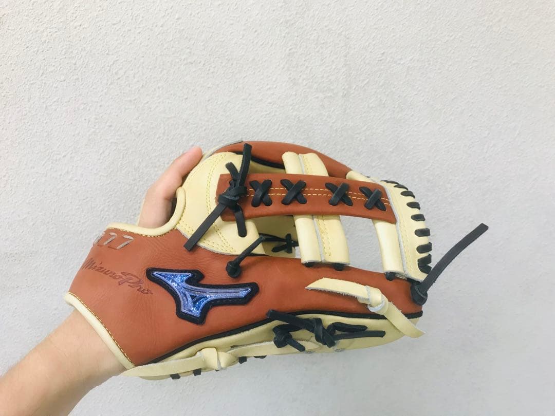【最高級】ミズノプロ 軟式用グラブ　　　　　　　　（内野手用）