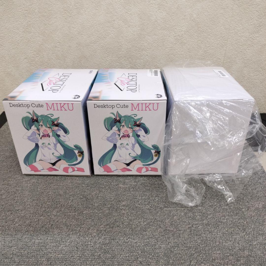 初音ミク Desktop Cute 猫耳Ｔシャツ　通常＋タイクレ限定　3個
