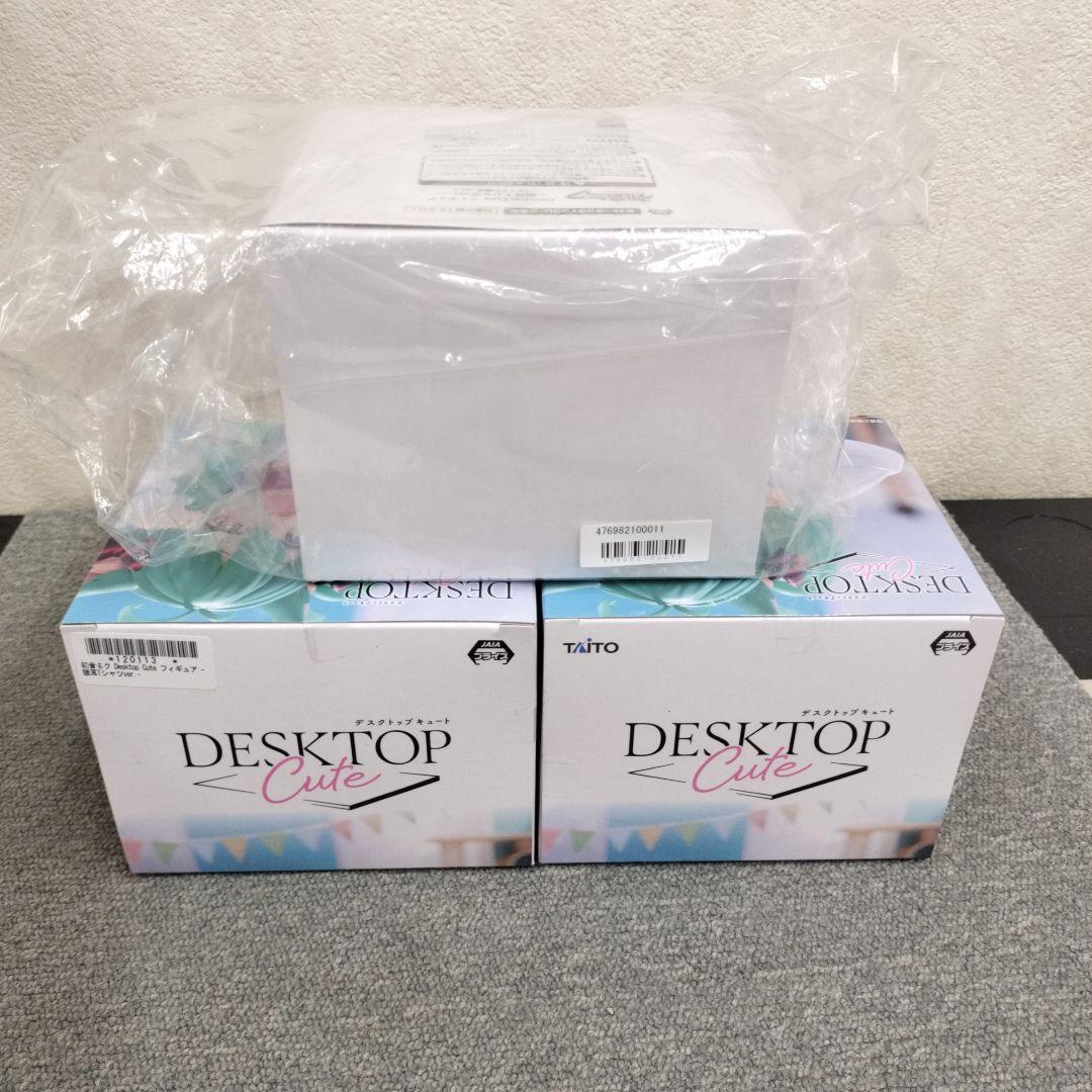 初音ミク Desktop Cute 猫耳Ｔシャツ　通常＋タイクレ限定　3個